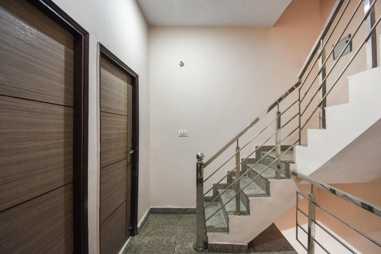 SPOT ON 65851 Hotel Hi Tech Panchkula Exterior foto